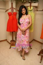 Sheeba at the Launch of Nisha Sagar_s Summer wear collection in Juhu on 30th March 2010 (6).JPG